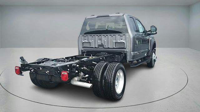 2026 Ford F-550 Super Duty Chassis Cab XLT - Photo 24