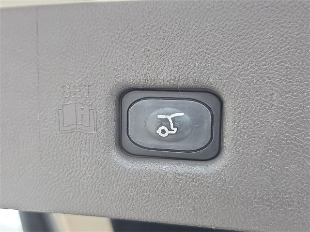 Vehicle Image 26