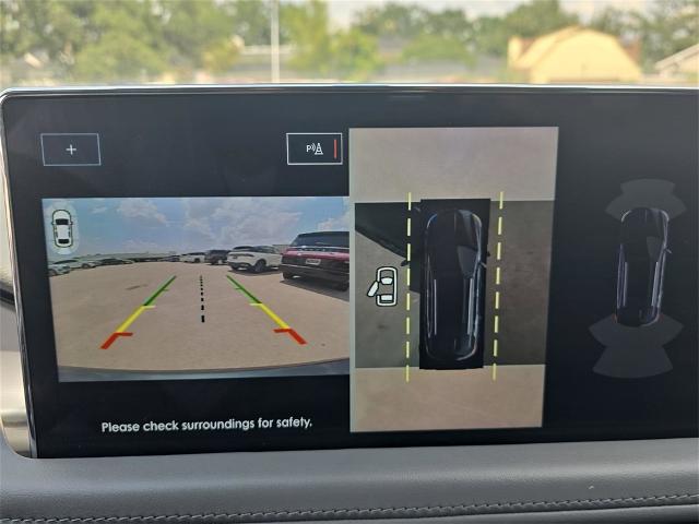 Vehicle Image 17