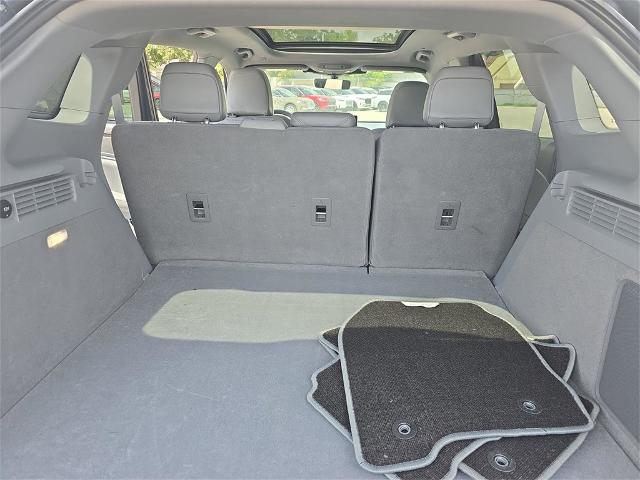 Vehicle Image 26