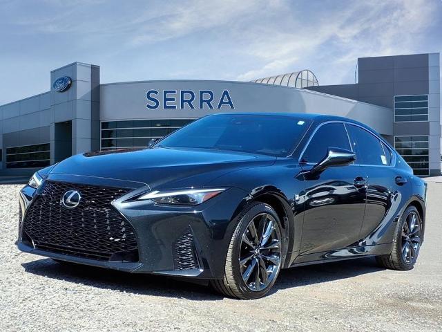 2022 Lexus IS