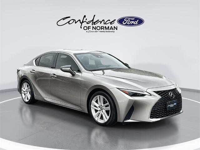 2021 Lexus IS