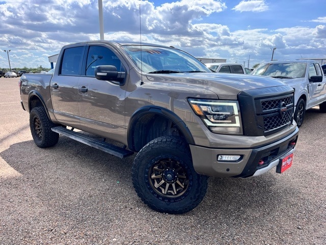 2020 Nissan Titan