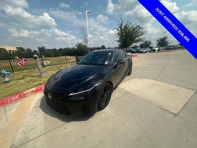 2021 Lexus IS