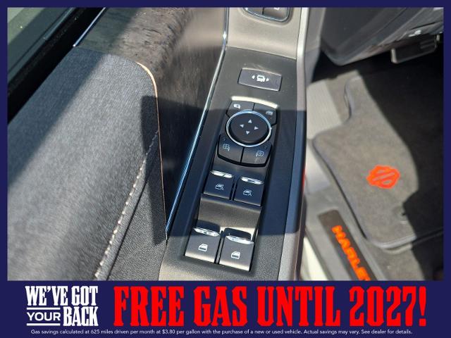 New 2026 Star White Metallic Tri-Coat Ford F-250® Lariat® image 16