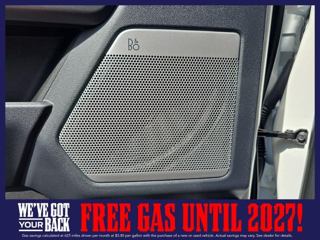 New 2026 Star White Metallic Tri-Coat Ford F-250® Lariat® image 18