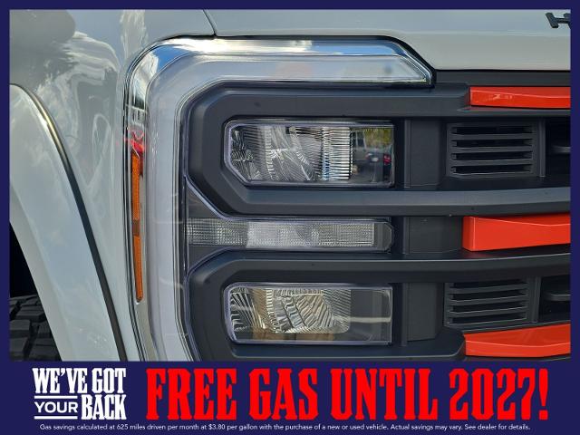 New 2026 Star White Metallic Tri-Coat Ford F-250® Lariat® image 9