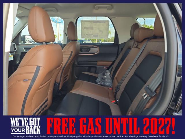 New 2025 Shadow Black Ford Outer Banks® image 15