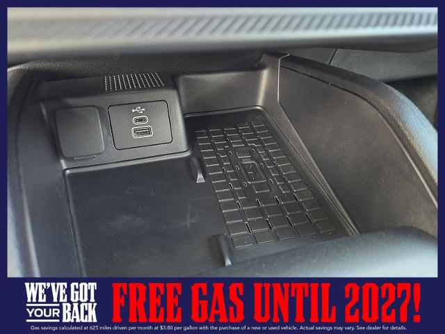 New 2025 Shadow Black Ford Outer Banks® image 23