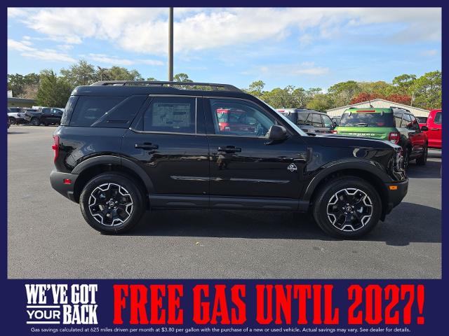 New 2025 Shadow Black Ford Outer Banks® image 3