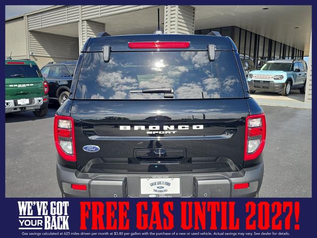 New 2025 Shadow Black Ford Outer Banks® image 7