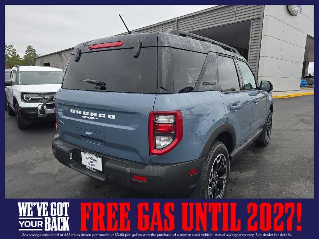 New 2025 Azure Gray Metallic Tri-Coat Ford Outer Banks® image 6