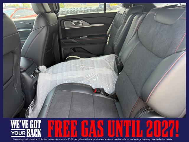 New 2026 Agate Black Metallic Ford ST image 15