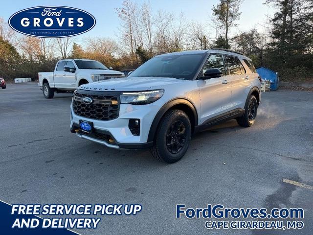 New 2026 Space White Metallic Ford Tremor® image 27