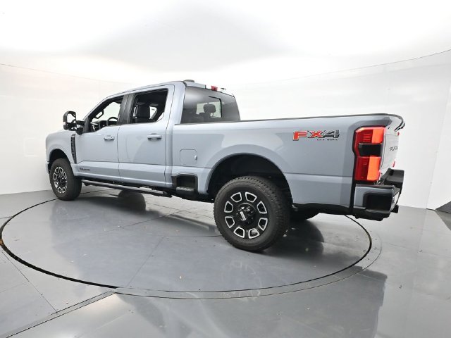 New 2026 Glacier Gray Metallic Tri-Coat Ford F-250® Platinum® image 59