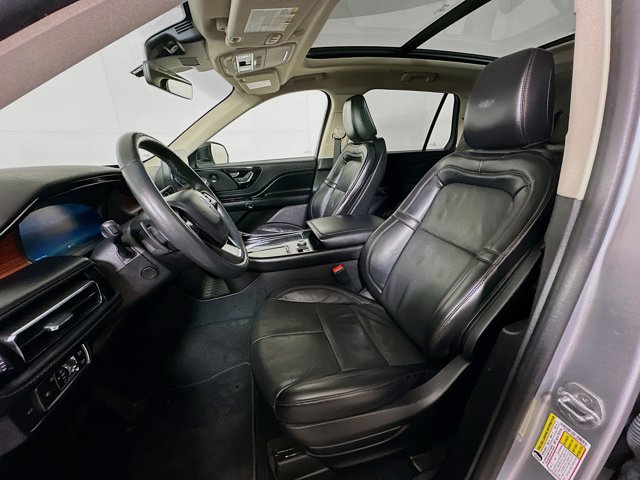 Vehicle Image 22