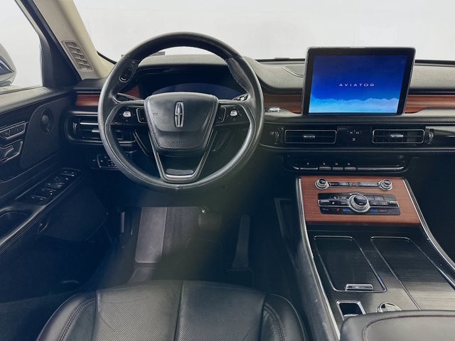 Vehicle Image 24