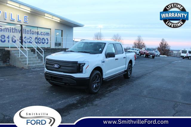 2025 Ford F-150 Lightning Pro