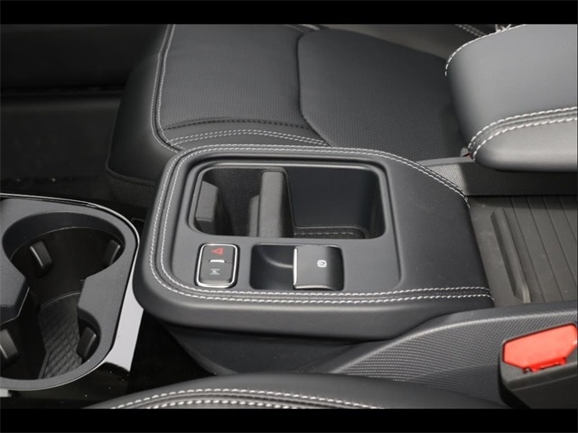 2025 Ford Mustang Mach-E Premium - Photo 30