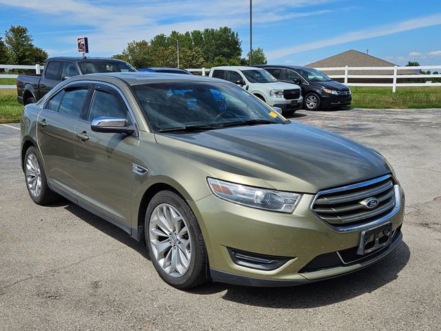 2013 Ford Taurus
