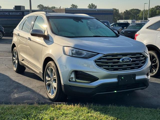 Used 2019 Ingot Silver Metallic Ford  image 2
