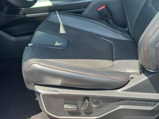 Used 2025 Green Ford  image 19