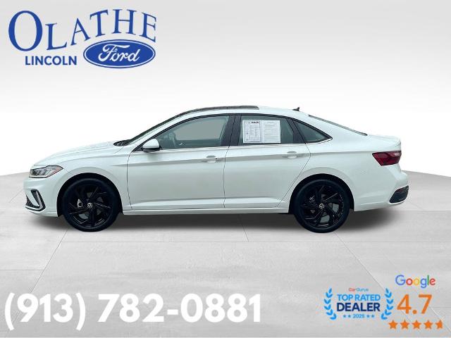Used 2025 Volkswagen Jetta SE with VIN 3VW7X7BU1SM046517 for sale in Kansas City