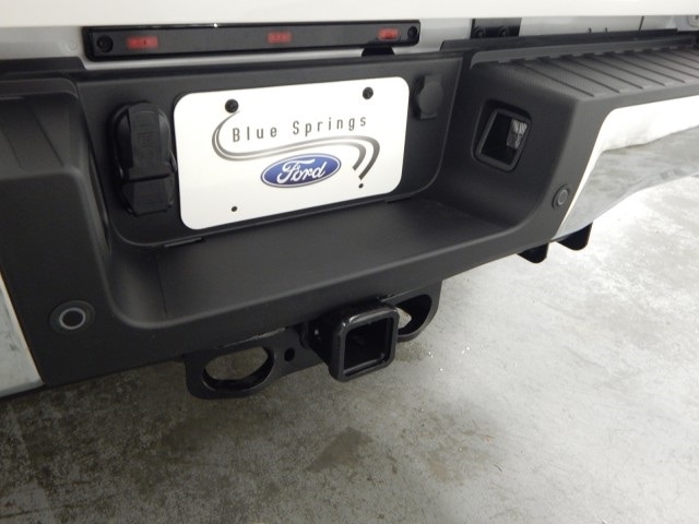 New 2025 Ford Super Duty F-350 DRW LARIAT New 2025 Ford Super Duty F-350 DRW LARIAT
