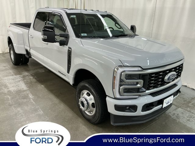 2026 Ford Super Duty F-350 Platinum