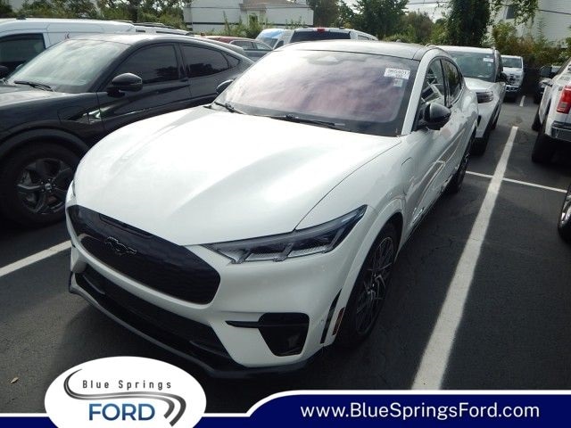 2022 Ford Mustang Mach-e