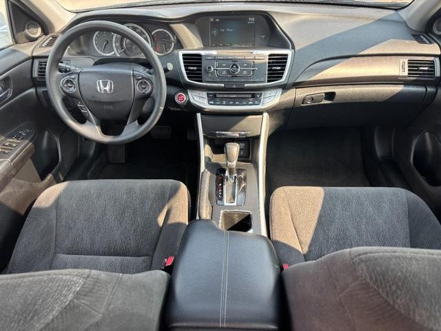 Used 2014 Alabaster Silver Metallic Honda  image 12