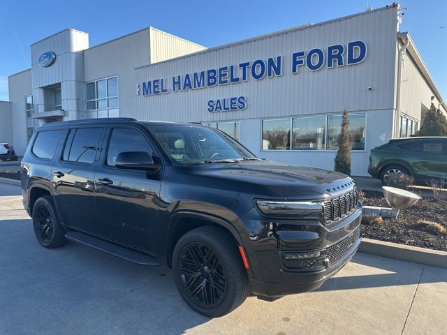 2022 Jeep Wagoneer