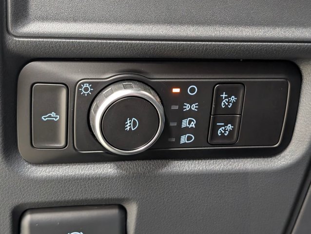 New 2026 Oxford White Ford STX® image 39
