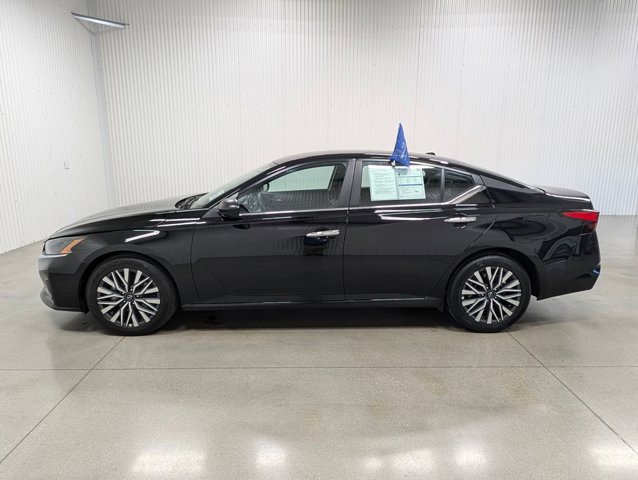 2025 Nissan Altima