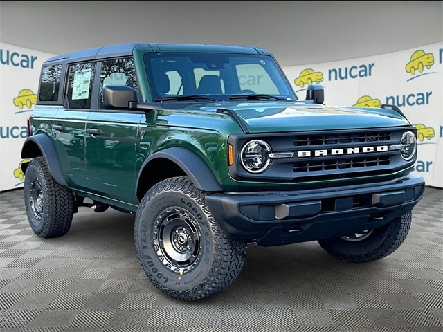 2025 Ford Bronco 4-Door Base's photo
