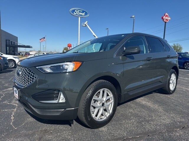 2023 Ford Edge