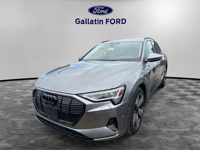 2022 Audi e-tron Premium