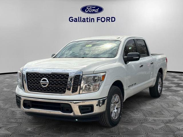 2018 Nissan Titan SV