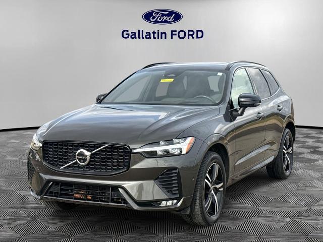 2022 Volvo XC60 B5 R-Design