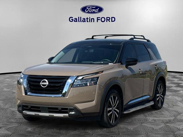2023 Nissan Pathfinder Platinum 4WD's photo