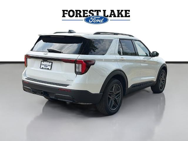 New 2026 Star White Metallic Tri-Coat Ford ST-Line image 4