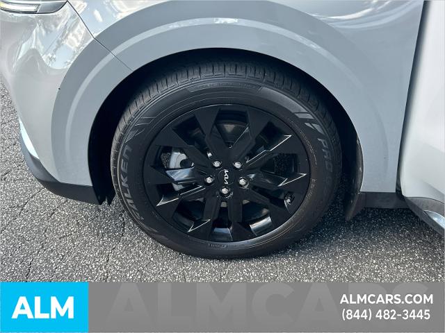 Used 2022 Ceramic Silver Kia  image 12