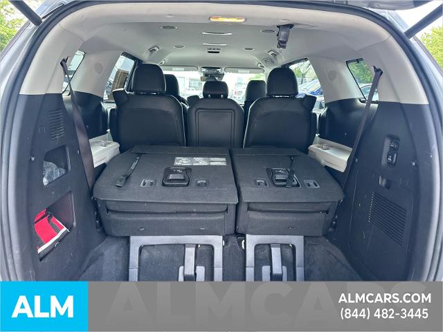 Used 2022 Ceramic Silver Kia  image 22