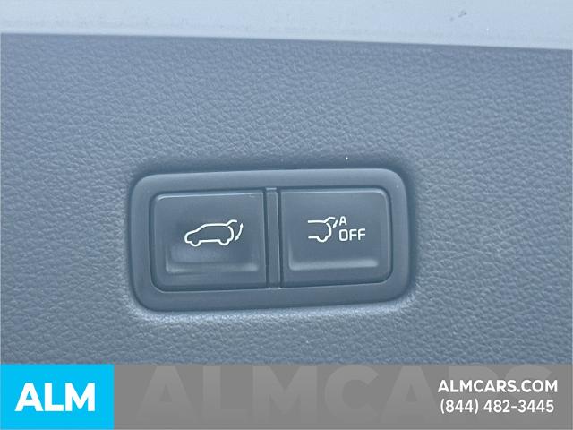 Used 2022 Ceramic Silver Kia  image 23