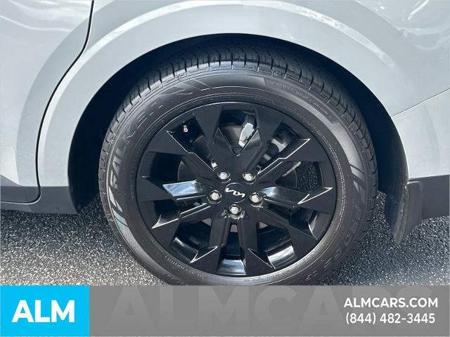 Used 2022 Ceramic Silver Kia  image 24