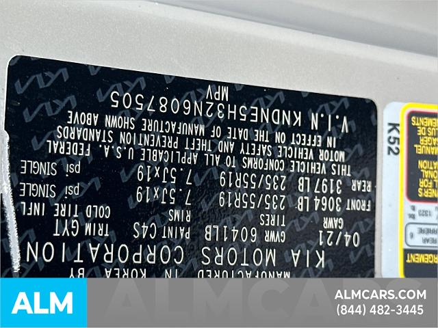 Used 2022 Ceramic Silver Kia  image 40