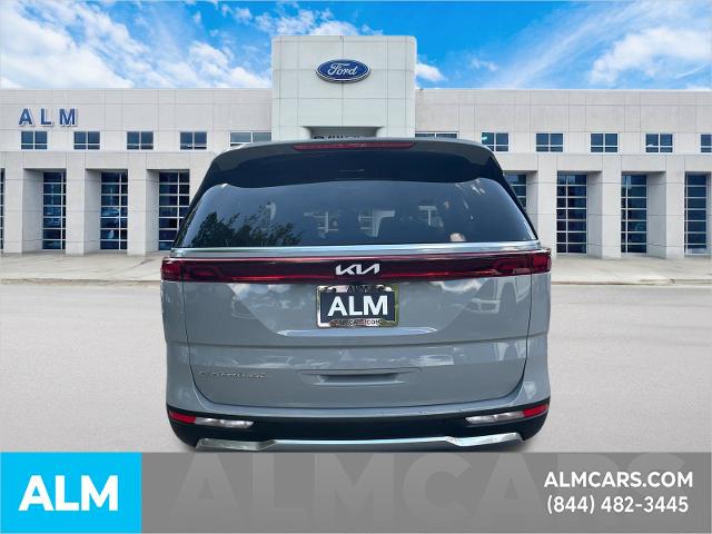 Used 2022 Ceramic Silver Kia  image 6
