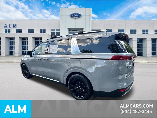 Used 2022 Ceramic Silver Kia  image 8