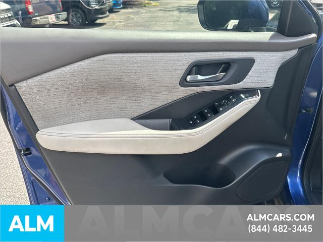 Used 2023 Caspian Blue Nissan  image 11