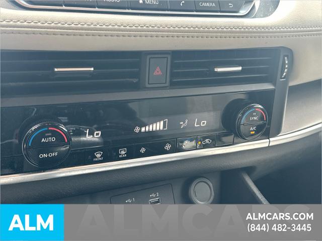Used 2023 Caspian Blue Nissan  image 33